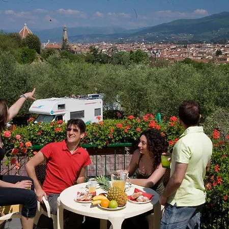 Campsite Camping Michelangelo 2*